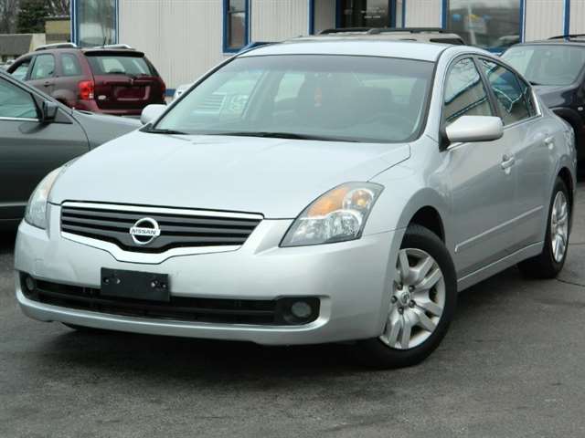 2009 Nissan Altima 2.5 4dr Sedan